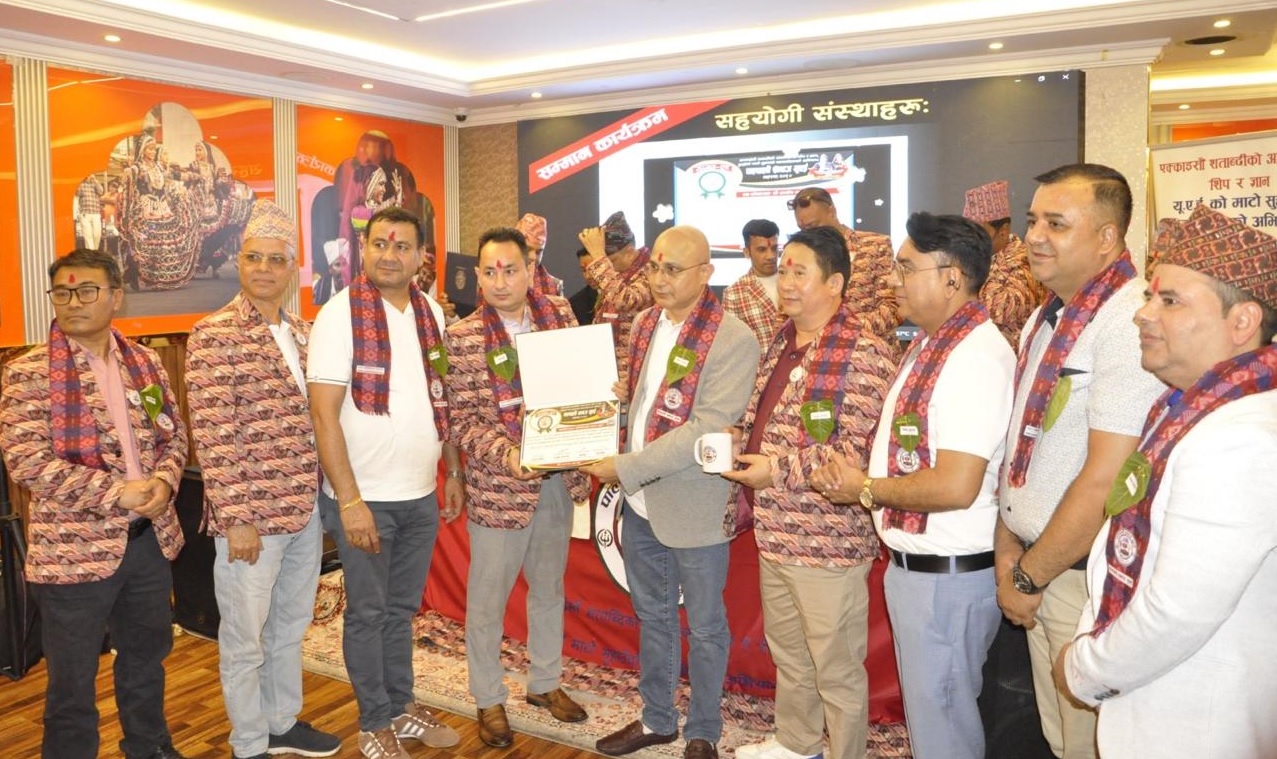 पाल्पाली समाज यूएईद्वारा छिमेकी जिल्लासँग सहकार्य सुदृढ गर्दै विभिन्न संस्थालाई सम्मान
